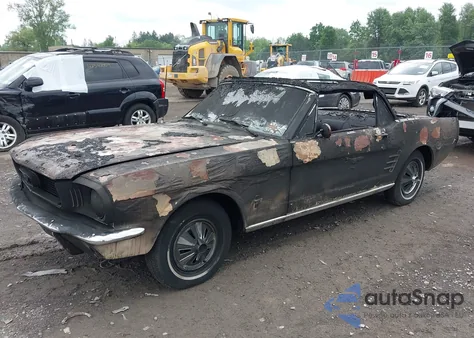 1966 Ford Mustang z USA, uszkodzony, nr VIN 6F08T368276